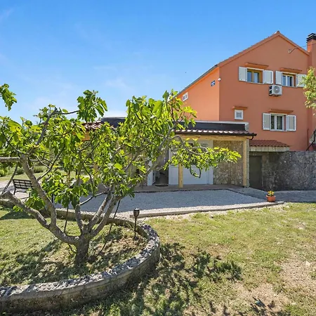 Prázdninový dům Slavka Skradin