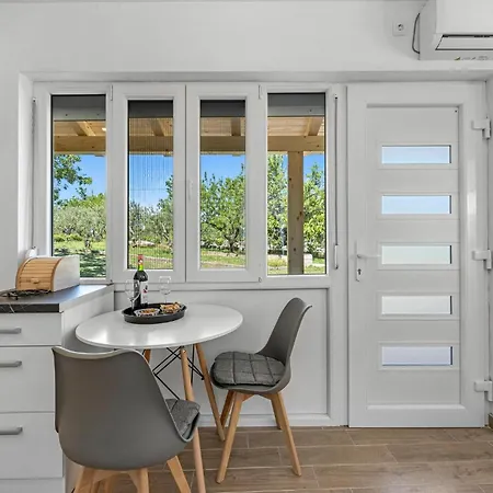 Slavka Holiday home Skradin