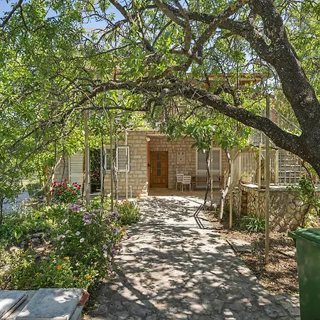 Slavka Prázdninový dům Skradin